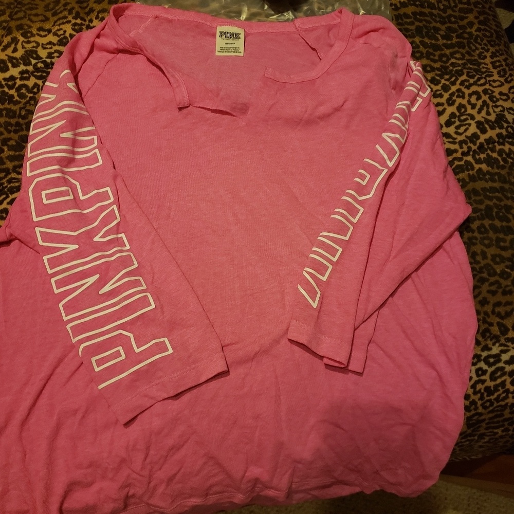 Pink tee